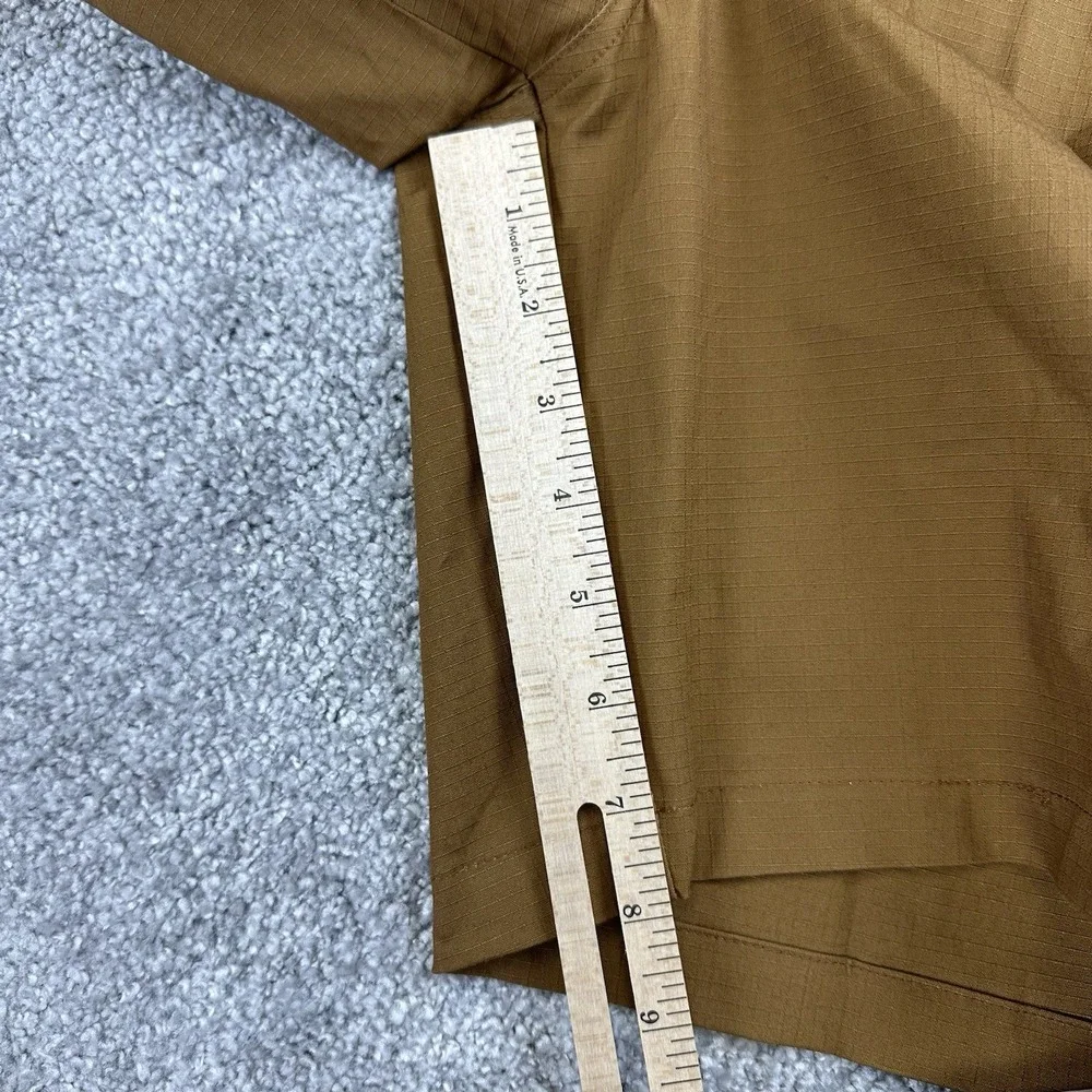 Nike Club Woven Cargo Shorts Mens Size 30 British Tan FN3517-281 Ripstop Utility